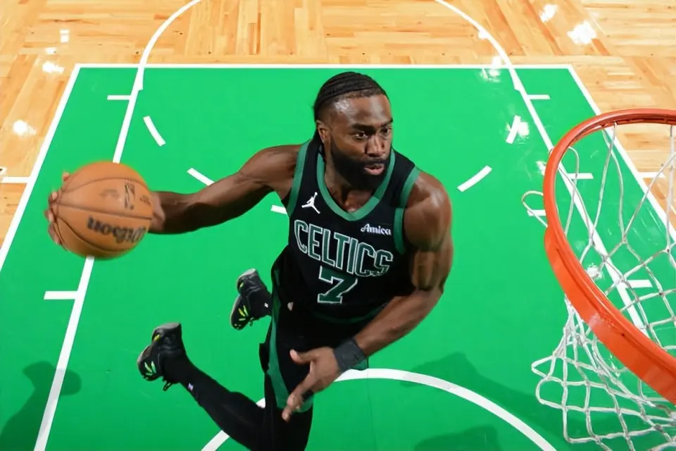 右膝半月板, 能错过季后 右膝半月板, 能错过季后