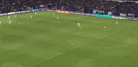 岁小将埃斯, 冕冠军 岁小将埃斯, 冕冠军